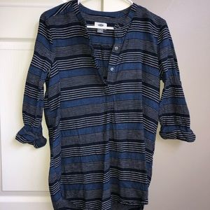 Size medium old navy blouse